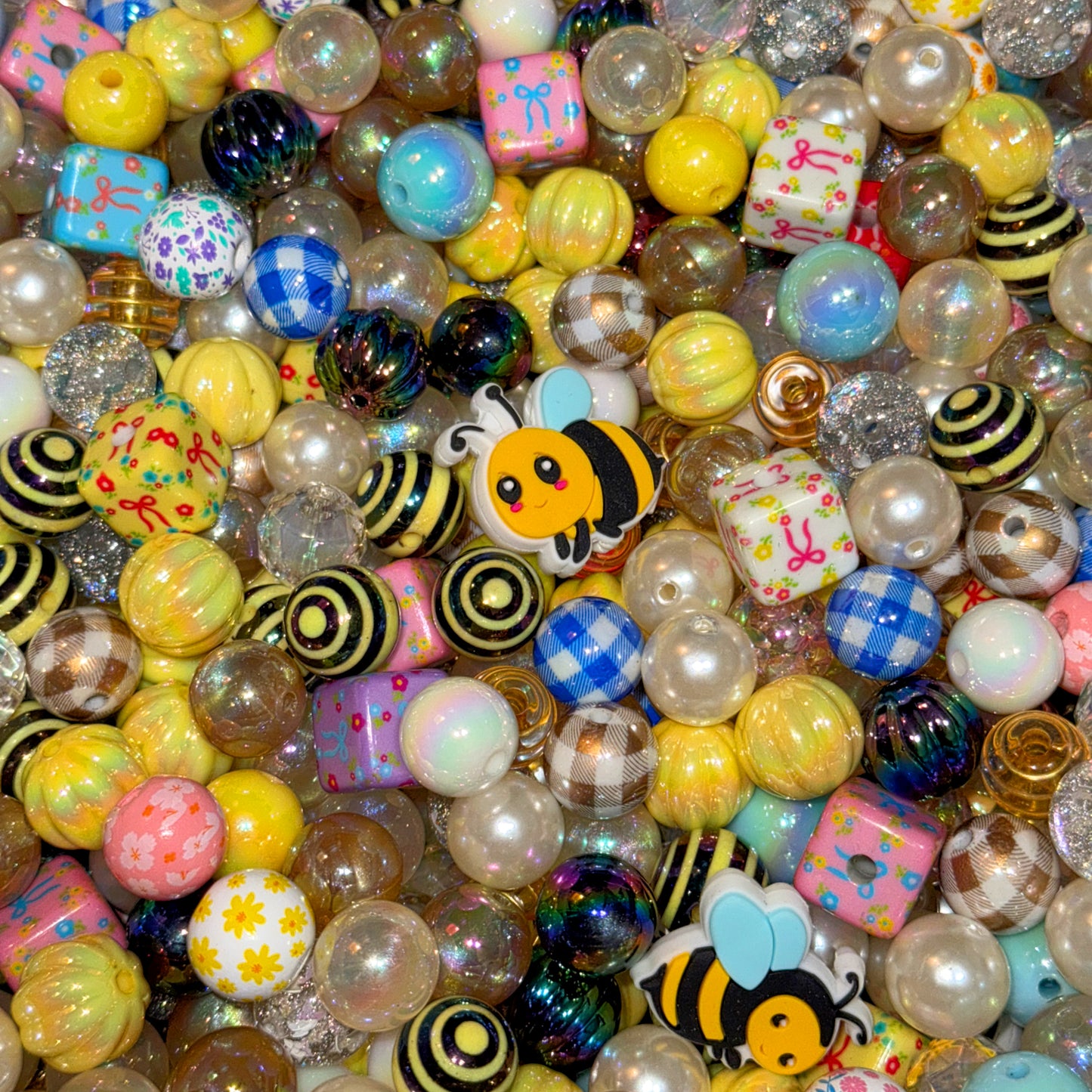 Buzzin Beauty - Bead Mix