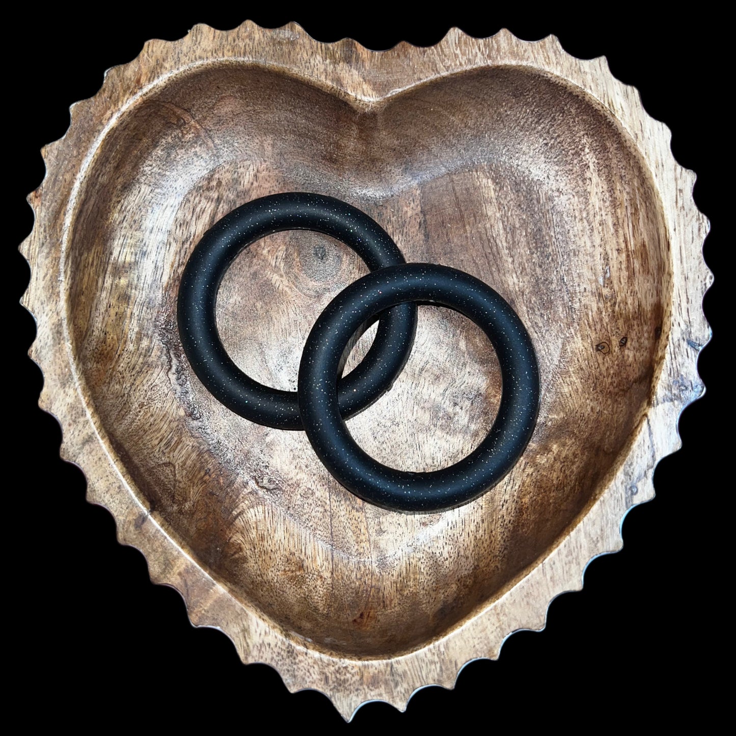 65mm Black Glitter Ring Bead