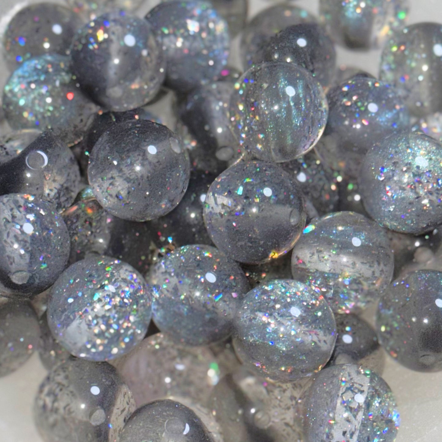 Gray Cateye Holographic Flake Split 20mm Resin Bead