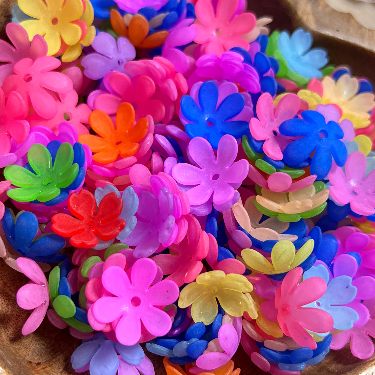 Frosted 18mm Flower Mix