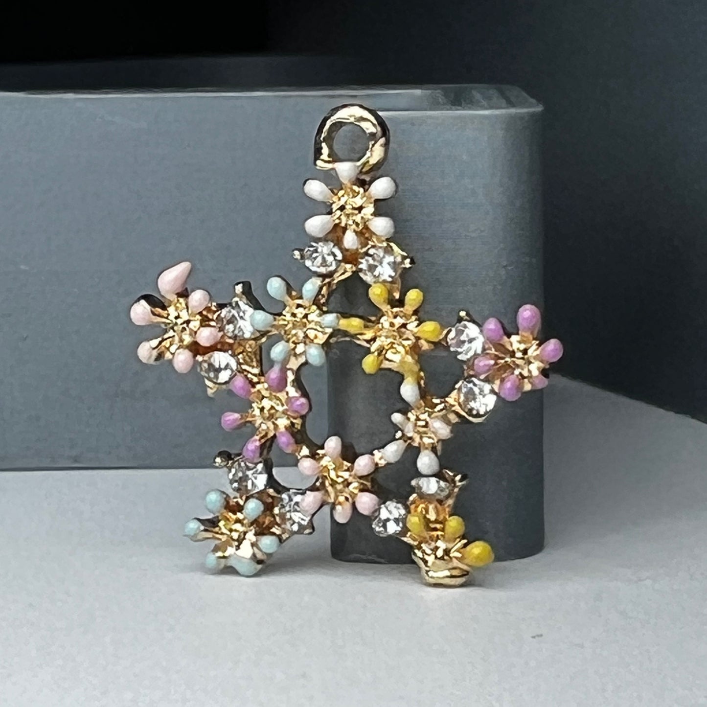 Gold Pastel Funky Star