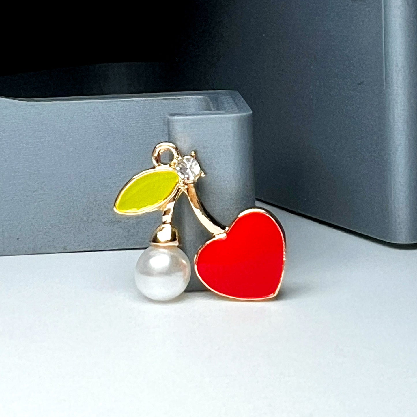 Gold Pearl Cherry Heart
