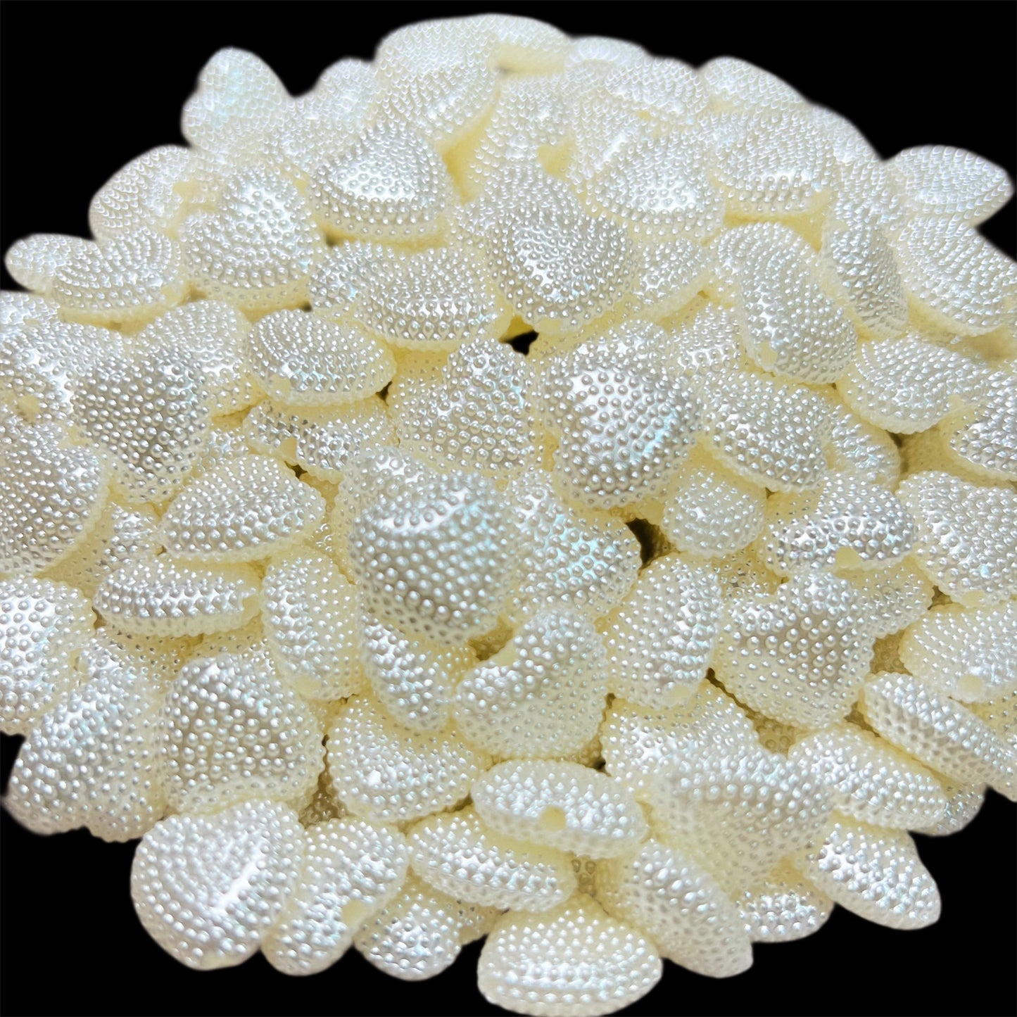 Dotted Heart Pearl Bead