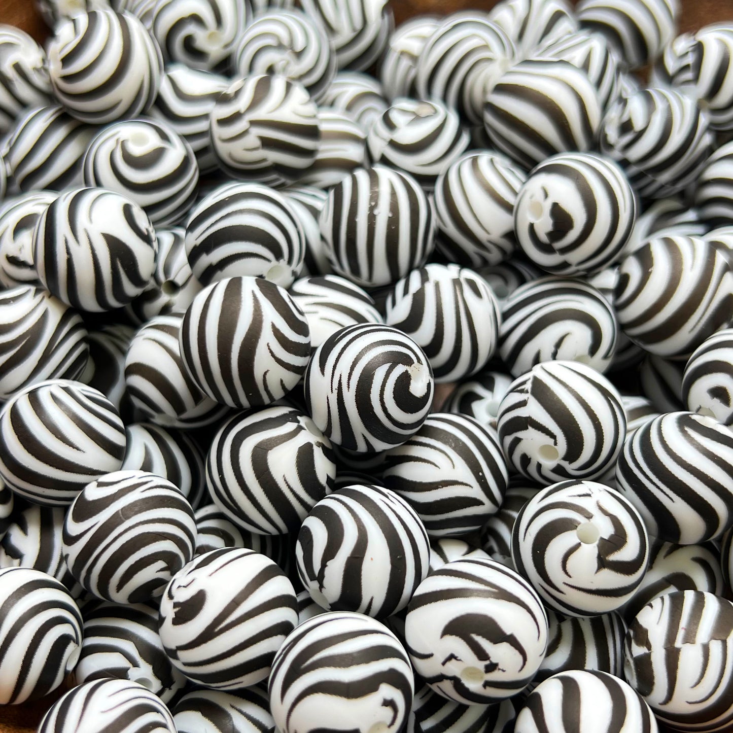 Black/White ZEBRA Silicone 15mm Printed Bead