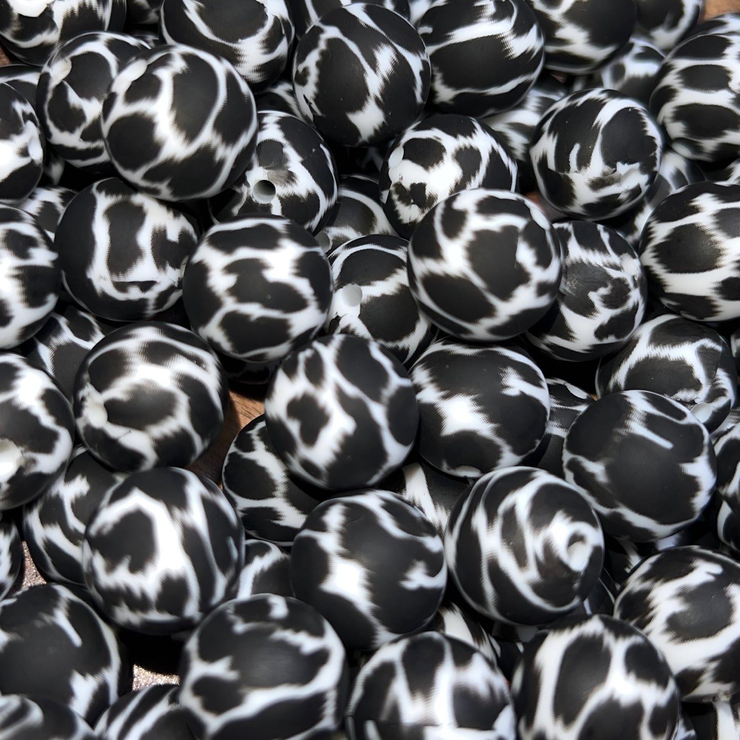 B/W Cow Print Silicone 15mm Printed Bead