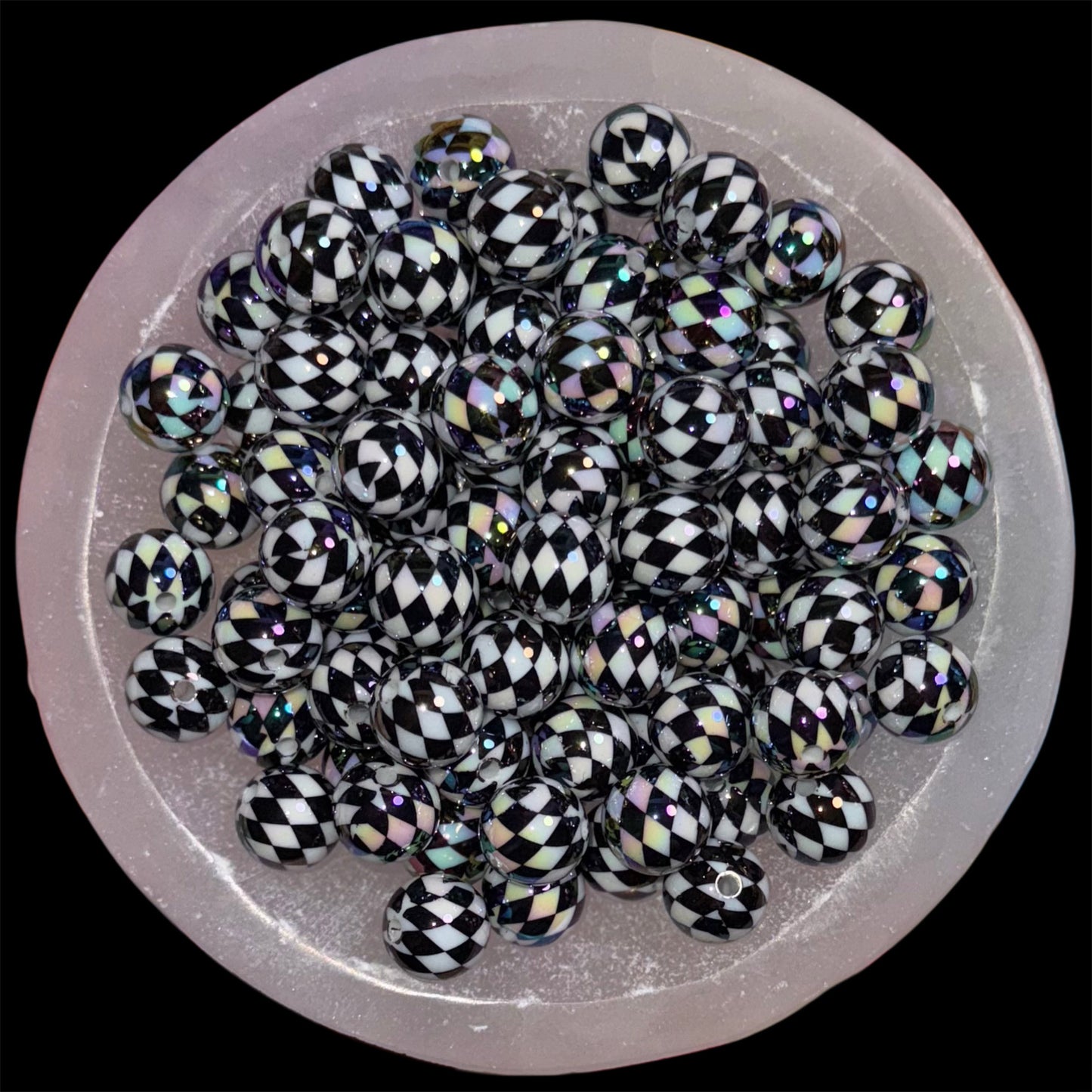 Black & White Diagonal Checkered 16mm Acrylic Bead