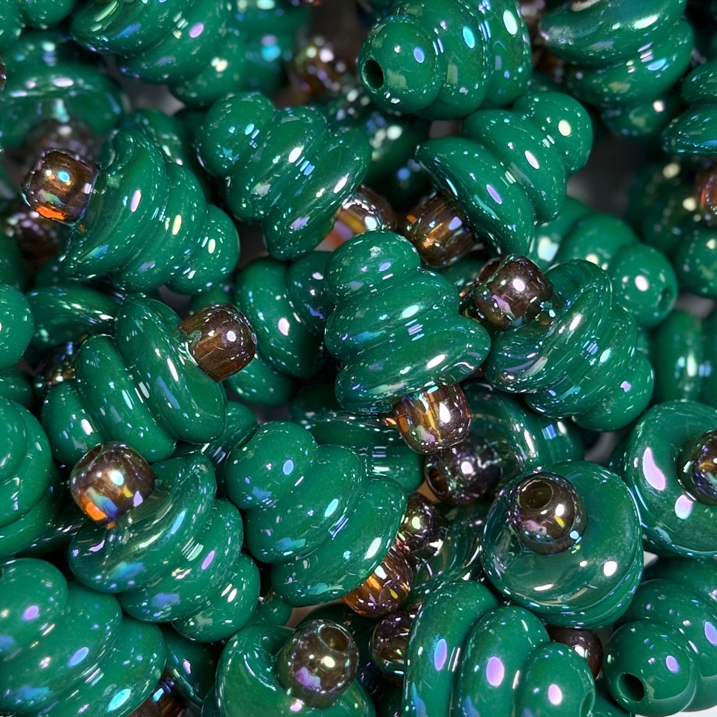 Bubble Christmas Tree 22mm Bead