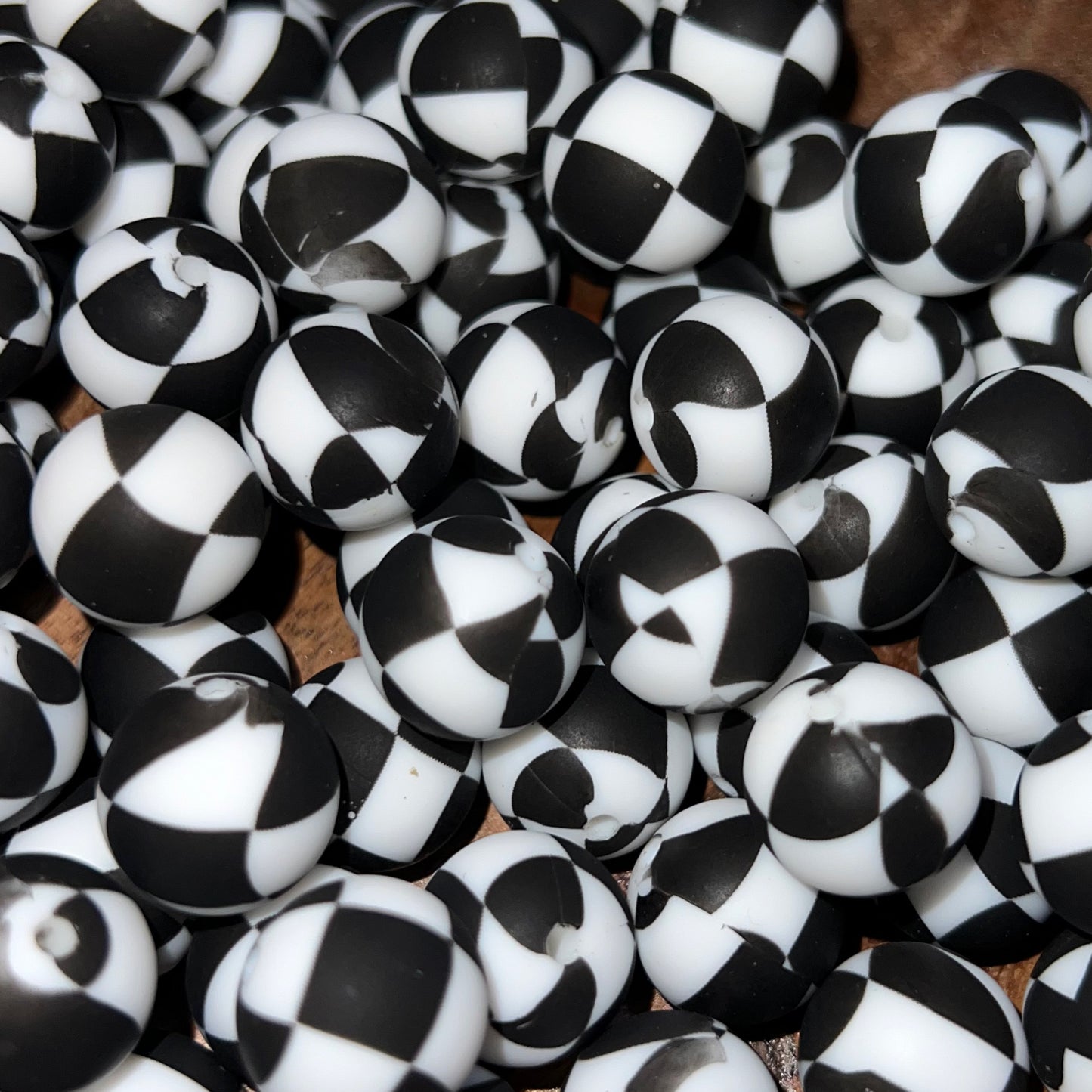 Jumbo Murphy's Checkered Silicone 15mm Printed Bead