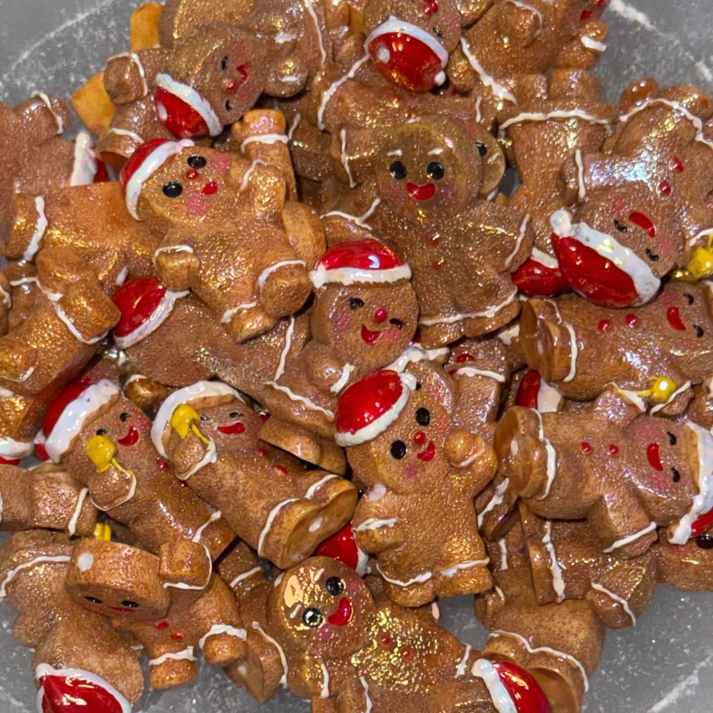 3D Gingerbread Acrylic Focal Mix