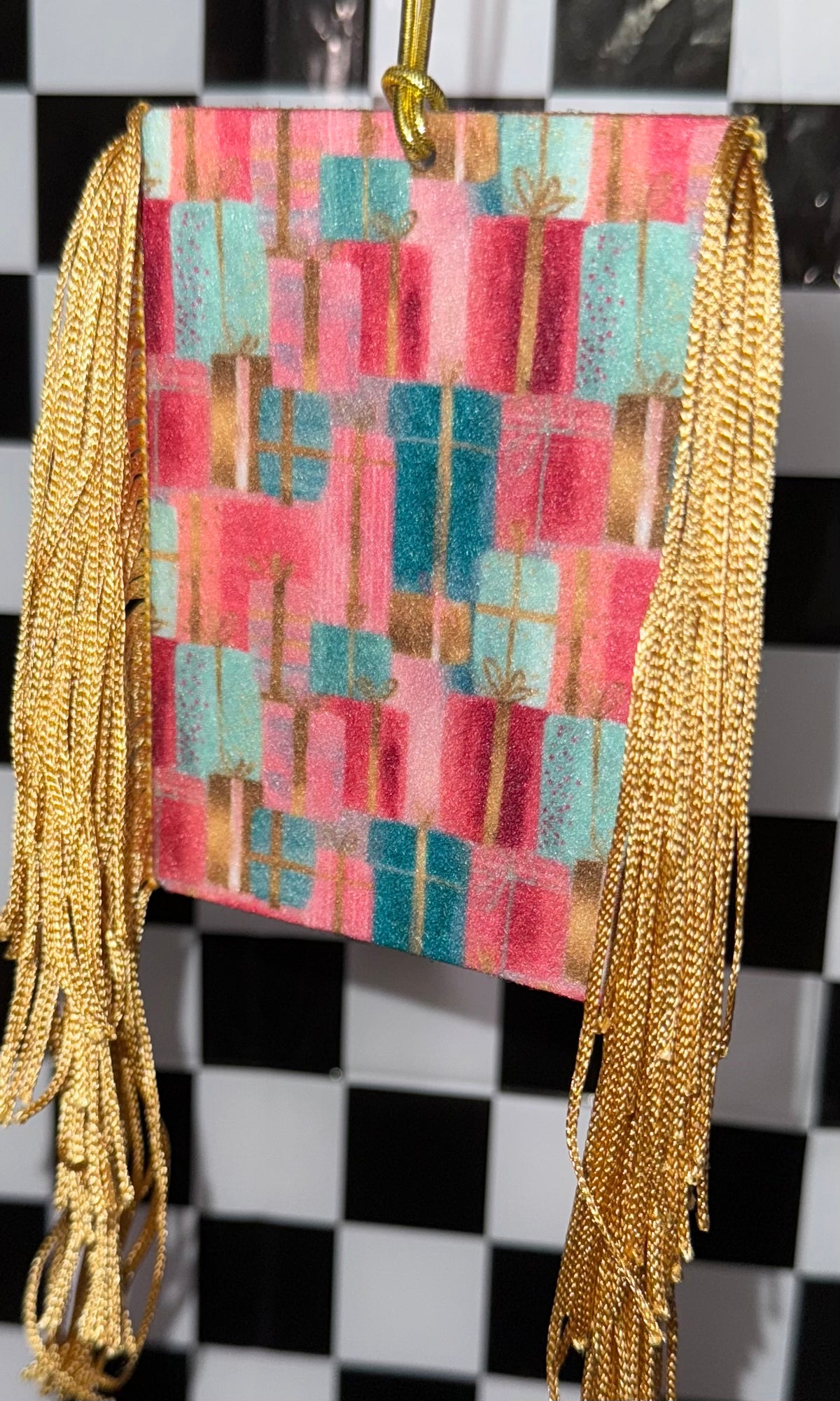 Golden Bow Stacked Gifts Felt Freshie