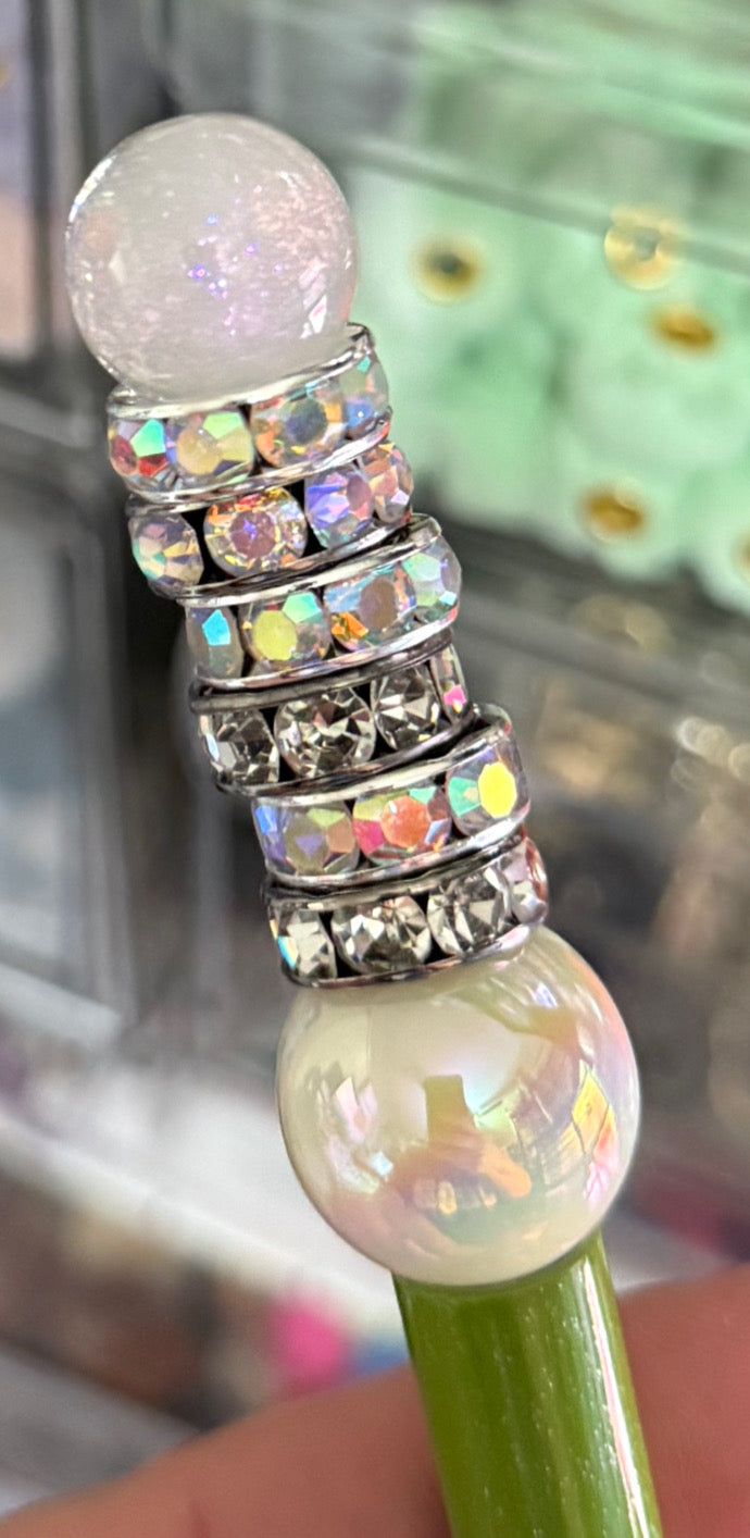 16mm Clear/AB Mixed Bead Spacer