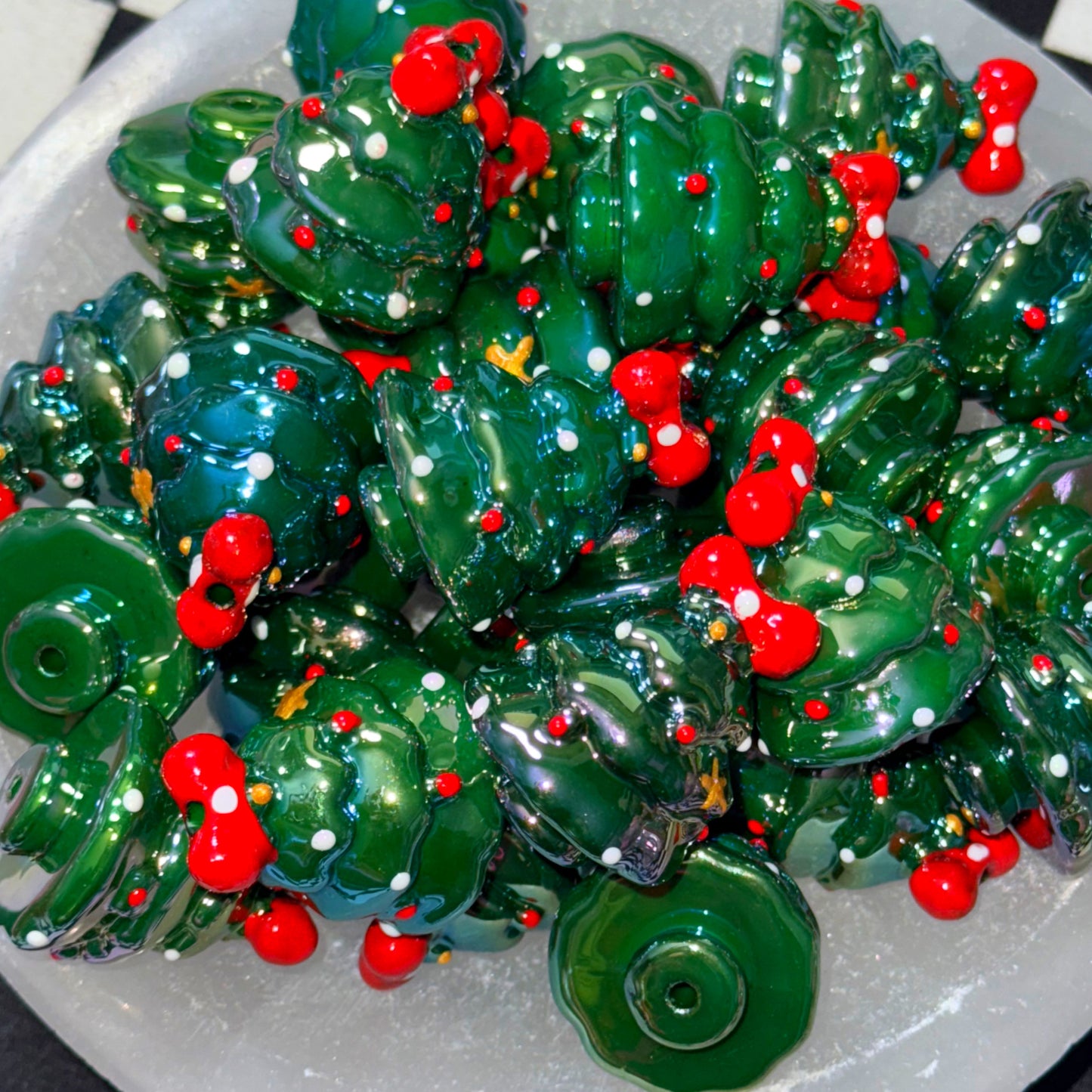 Deep Green Painted Bubble Christmas Tree 25mm Bead