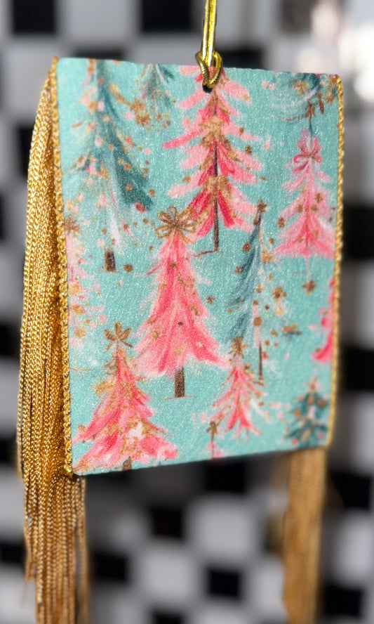 Horizon Christmas Tree Felt Freshie