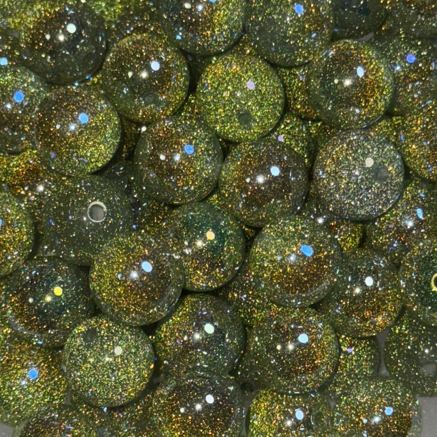 UV Glitter Green 16mm Resin Bead