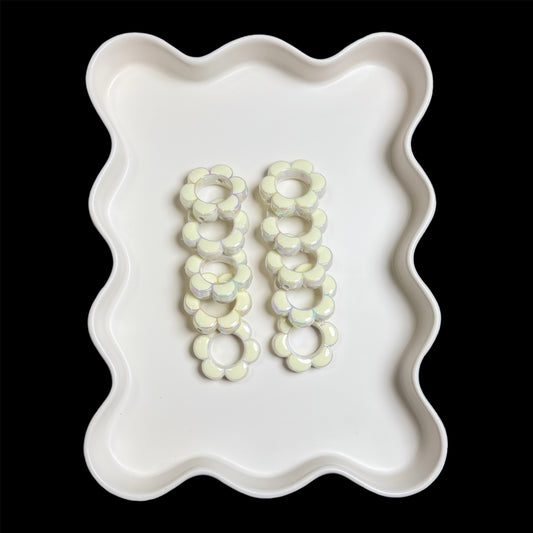 UV White Acrylic Flower Frames