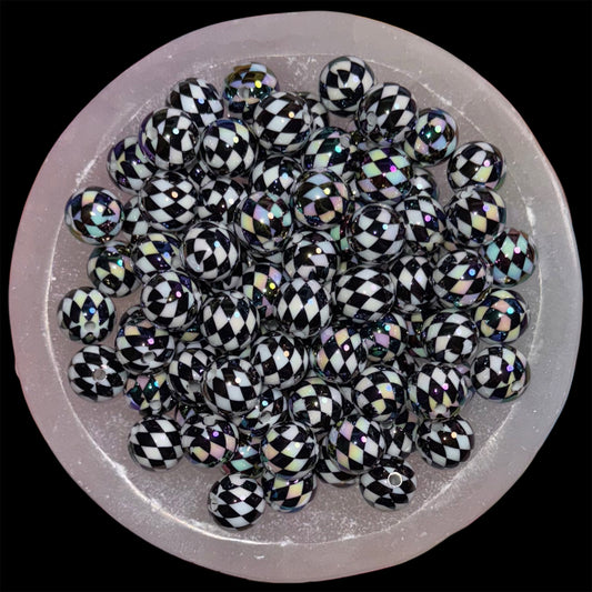 Black & White Diagonal Checkered 16mm Acrylic Bead